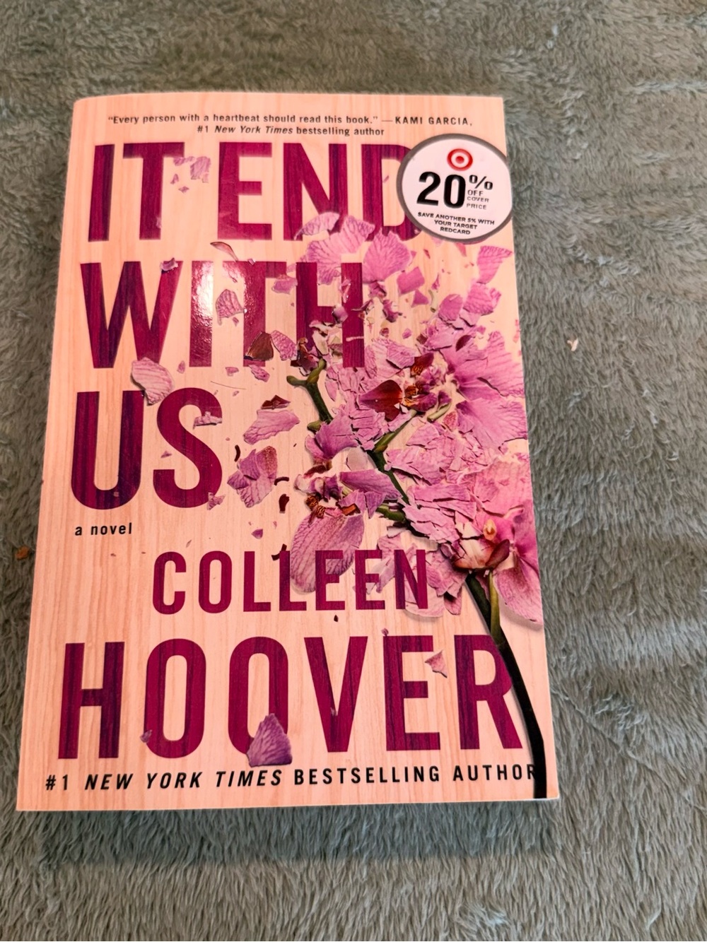 It Ends With Us by Colleen Hoover | Paperback | 2016